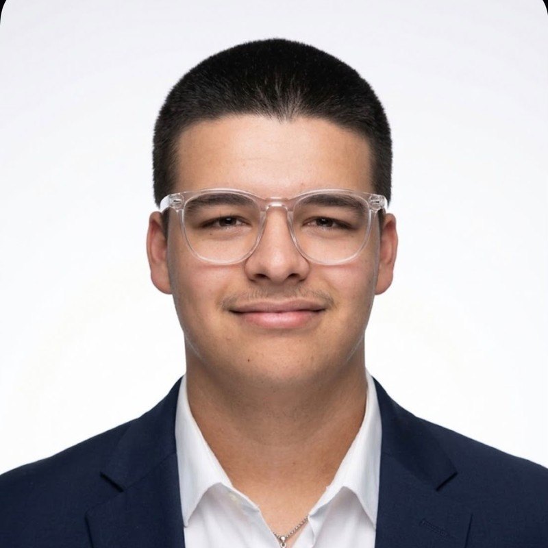 Alejandro Aeschlimann, Kundenkontakt und Beratung bei Weblon